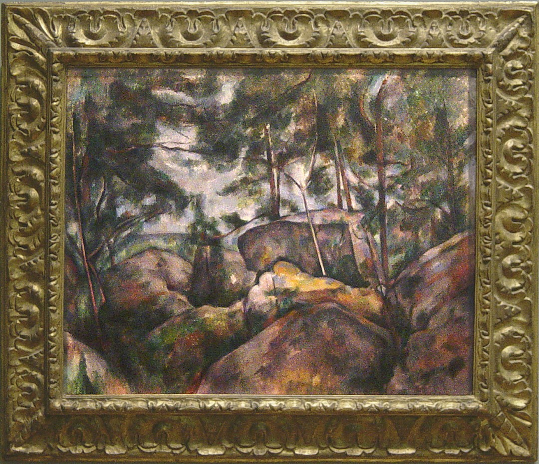 rocher_dans_foret.JPG